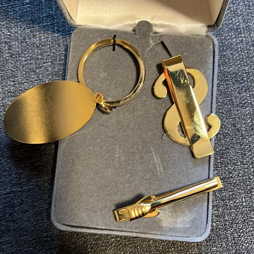 Christian Dior Men’s money clip & key chain